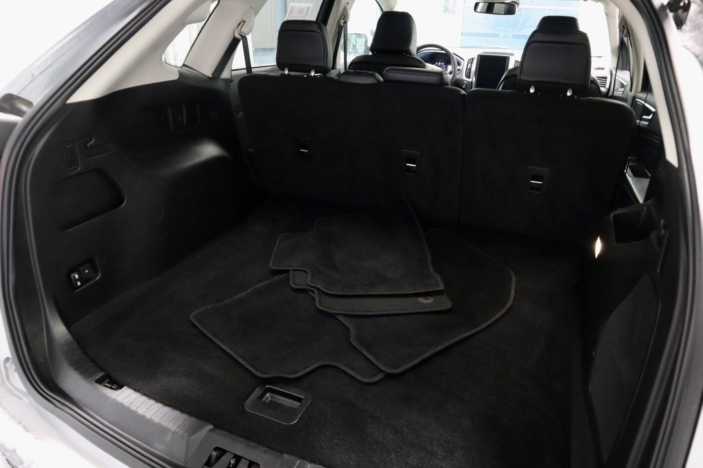 Certified 2024 Ford Edge Titanium image 12