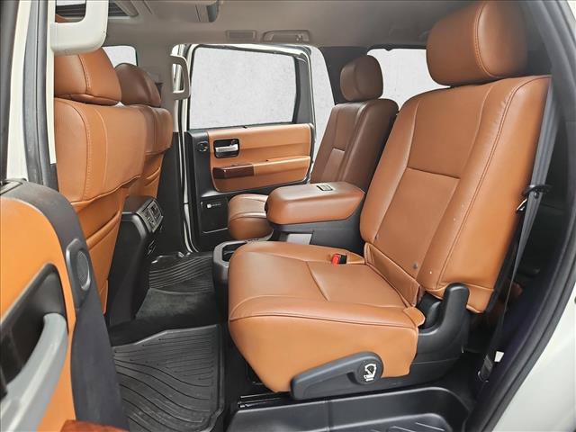 Used 2016 Toyota Sequoia Platinum AWD/4WD image 21
