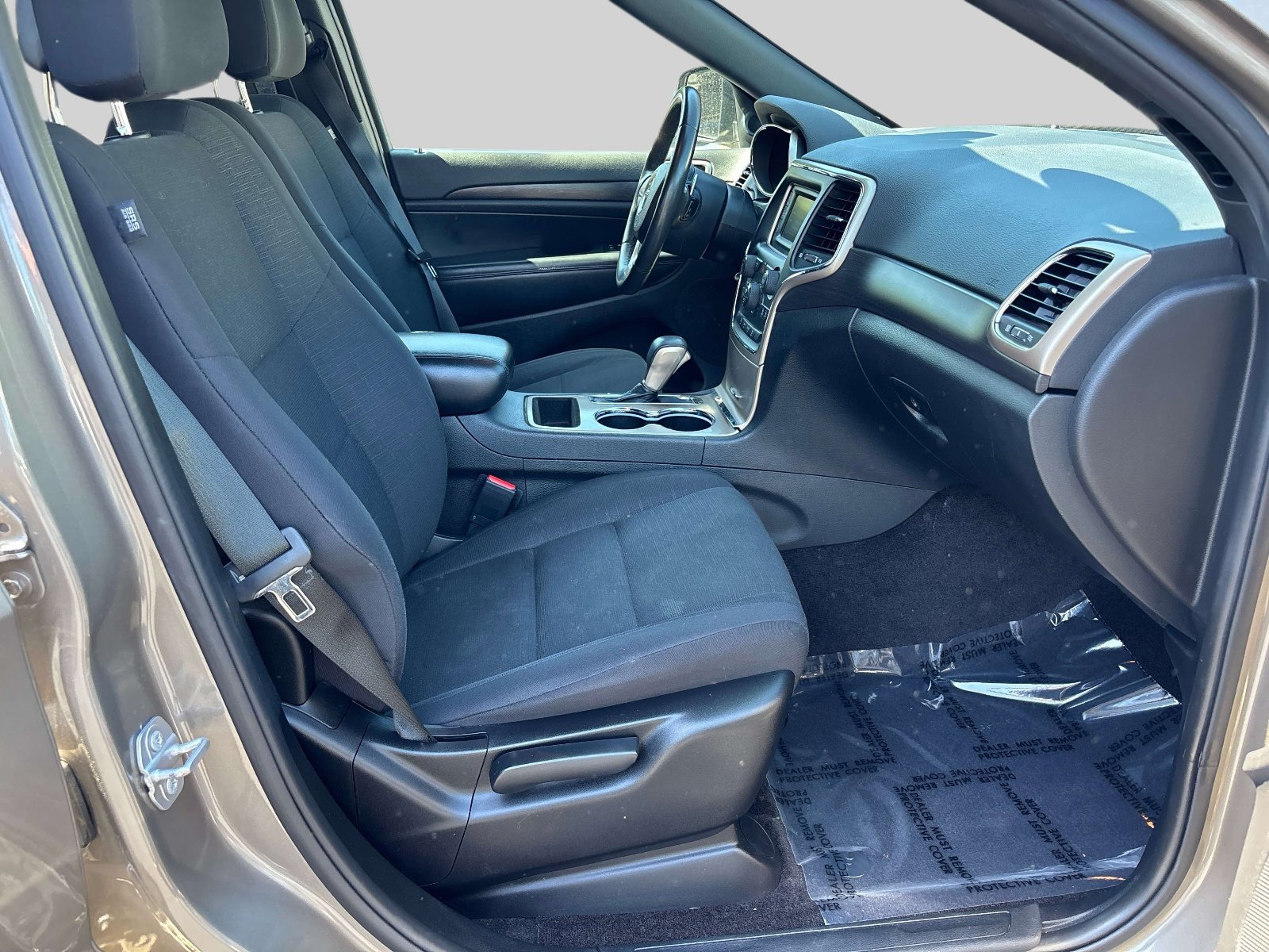 Used 2016 Jeep Grand Cherokee Laredo w/ Quick Order Package 23E AWD/4WD image 10