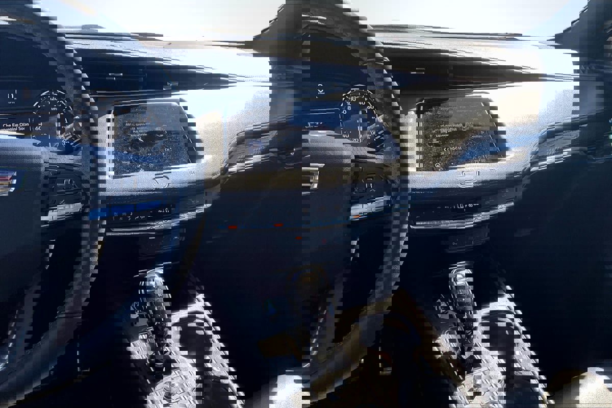 Used 2020 Cadillac XT4 Sport w/ Driver Awareness Package image 6