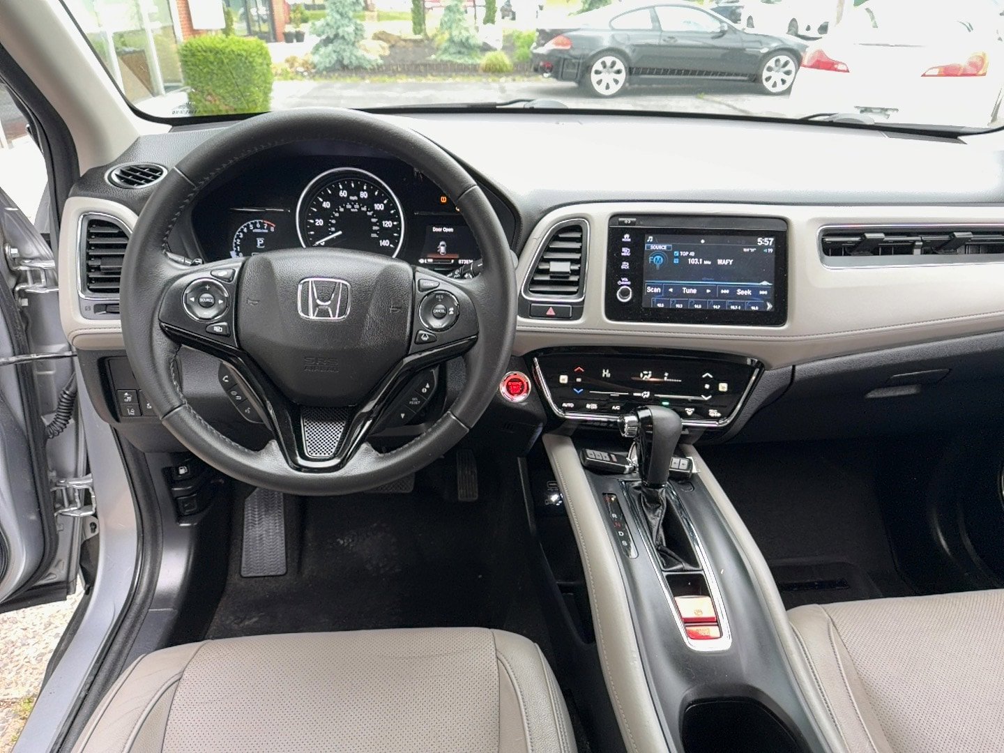 Used 2019 Honda HR-V EX-L image 7