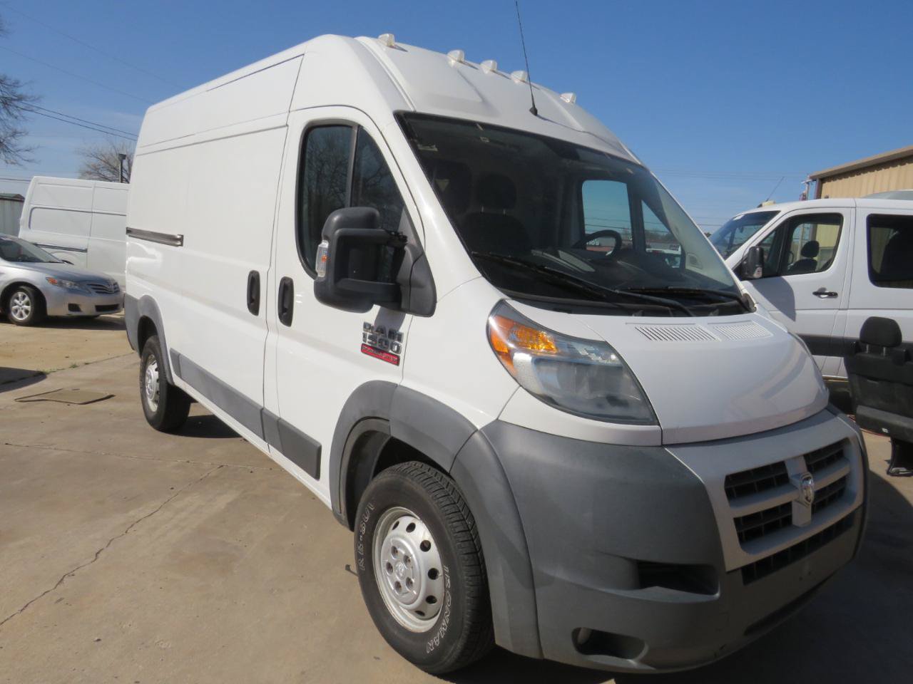 Used 2014 RAM ProMaster 1500 w/ Premium Appearance Group FWD image 3