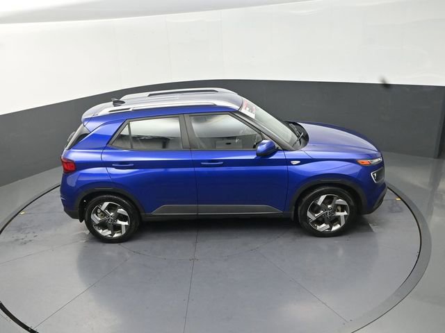 Used 2022 Hyundai Venue Limited FWD image 19