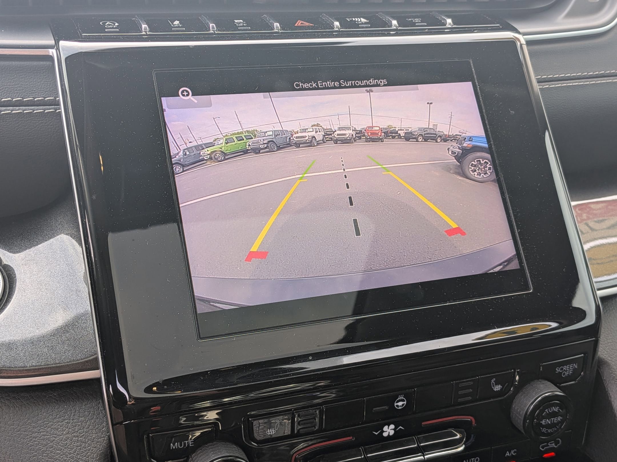 Certified 2021 Jeep Grand Cherokee L Laredo w/ Luxury Tech Group I RWD image 21