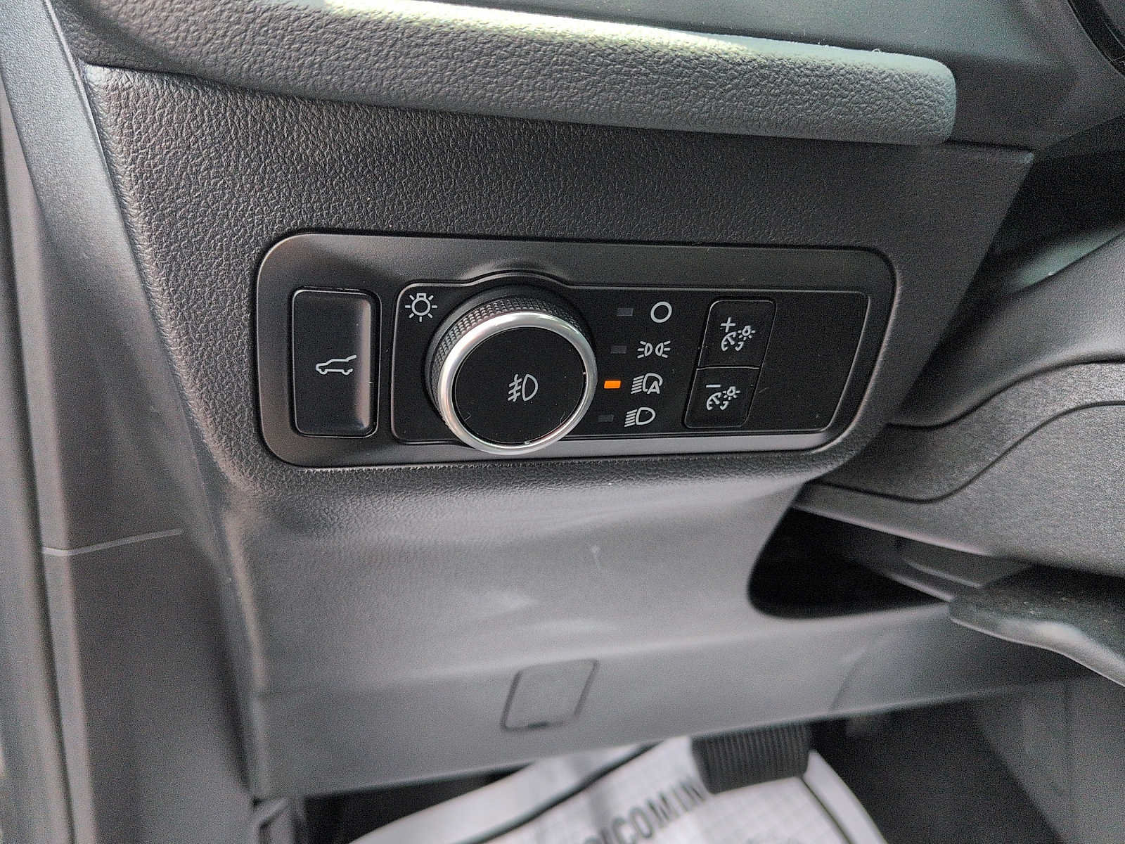 Certified 2025 Ford Escape ST-Line Select w/ Tech Pack #1 AWD/4WD image 17