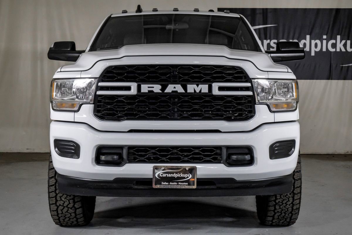 Used 2022 RAM 3500 Tradesman AWD/4WD image 3