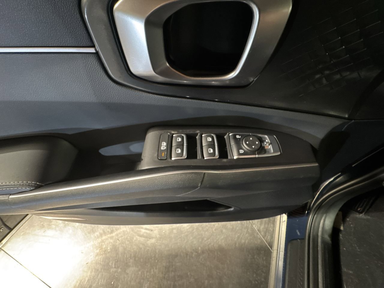 New 2026 Kia Sorento S image 19