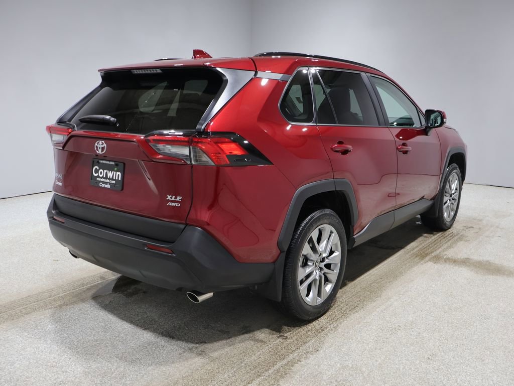 Used 2025 Toyota RAV4 XLE Premium w/ Weather Package image 2