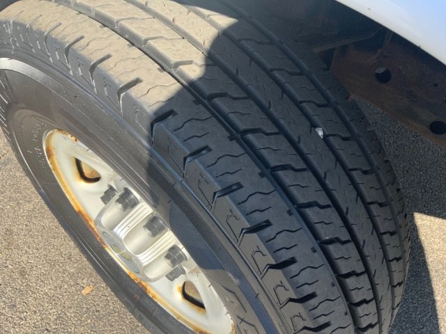 Used 2014 Chevrolet Express 2500 image 24