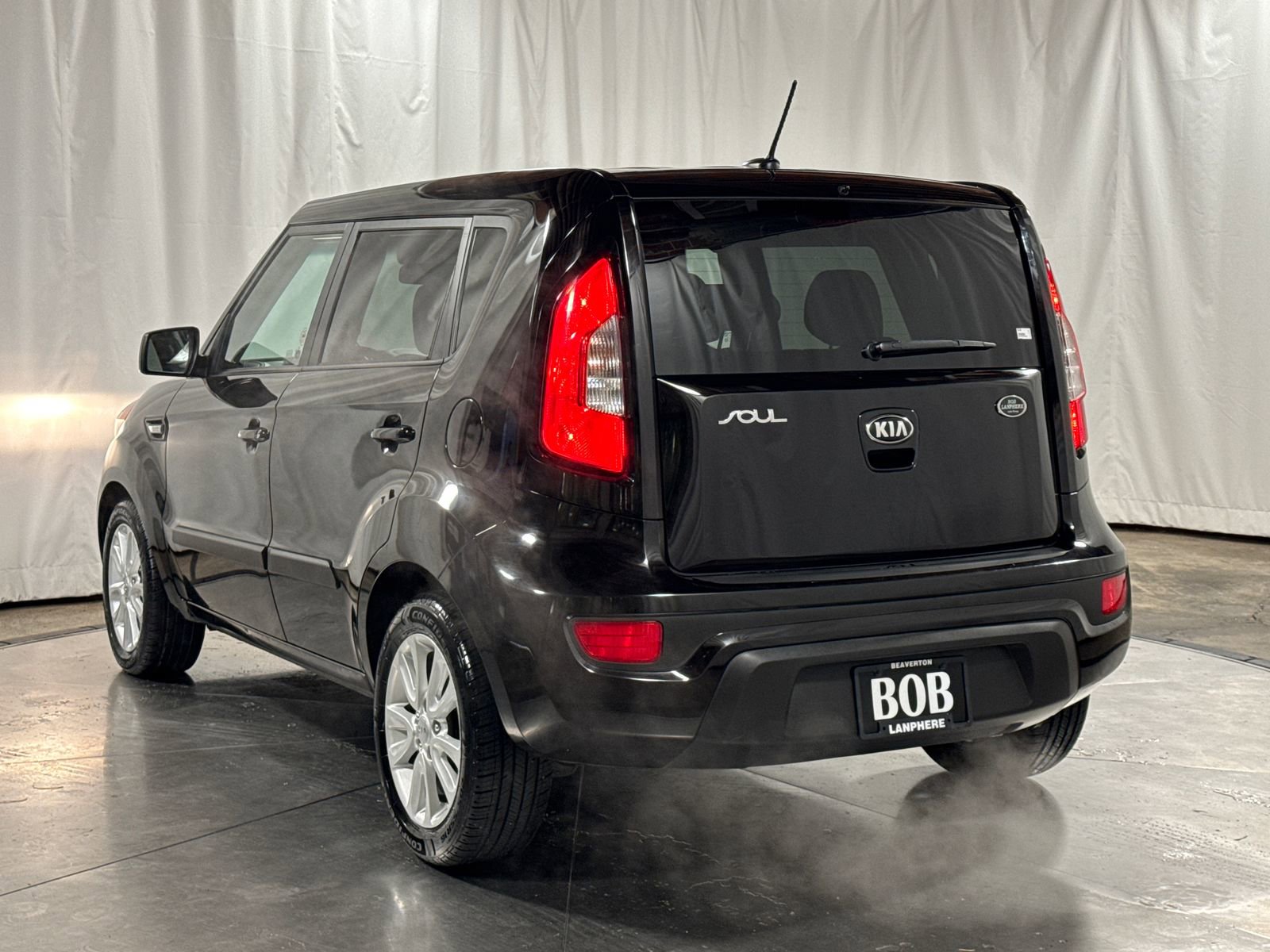 Used 2013 Kia Soul FWD image 9