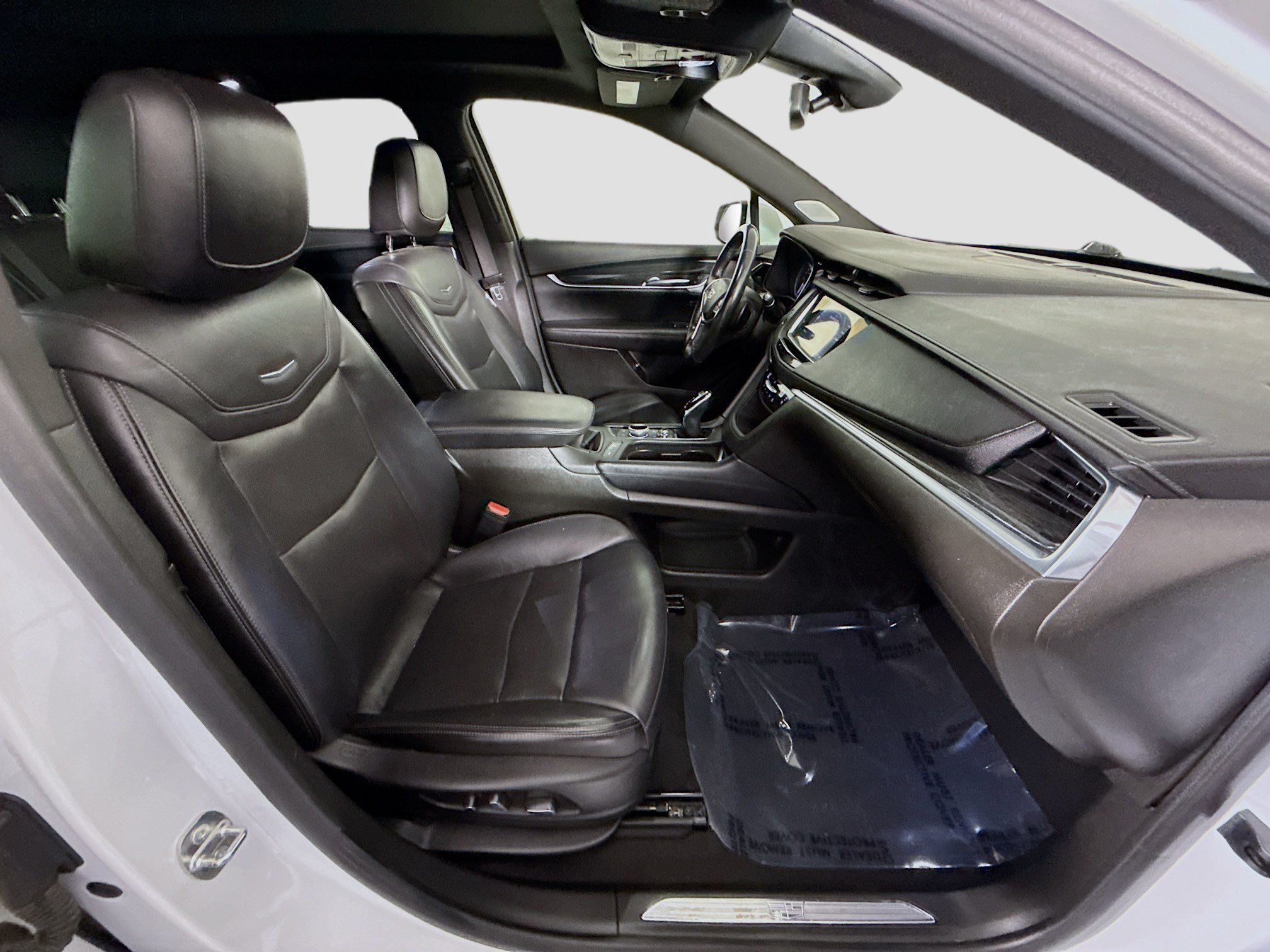 Used 2023 Cadillac XT5 Premium Luxury AWD/4WD image 29