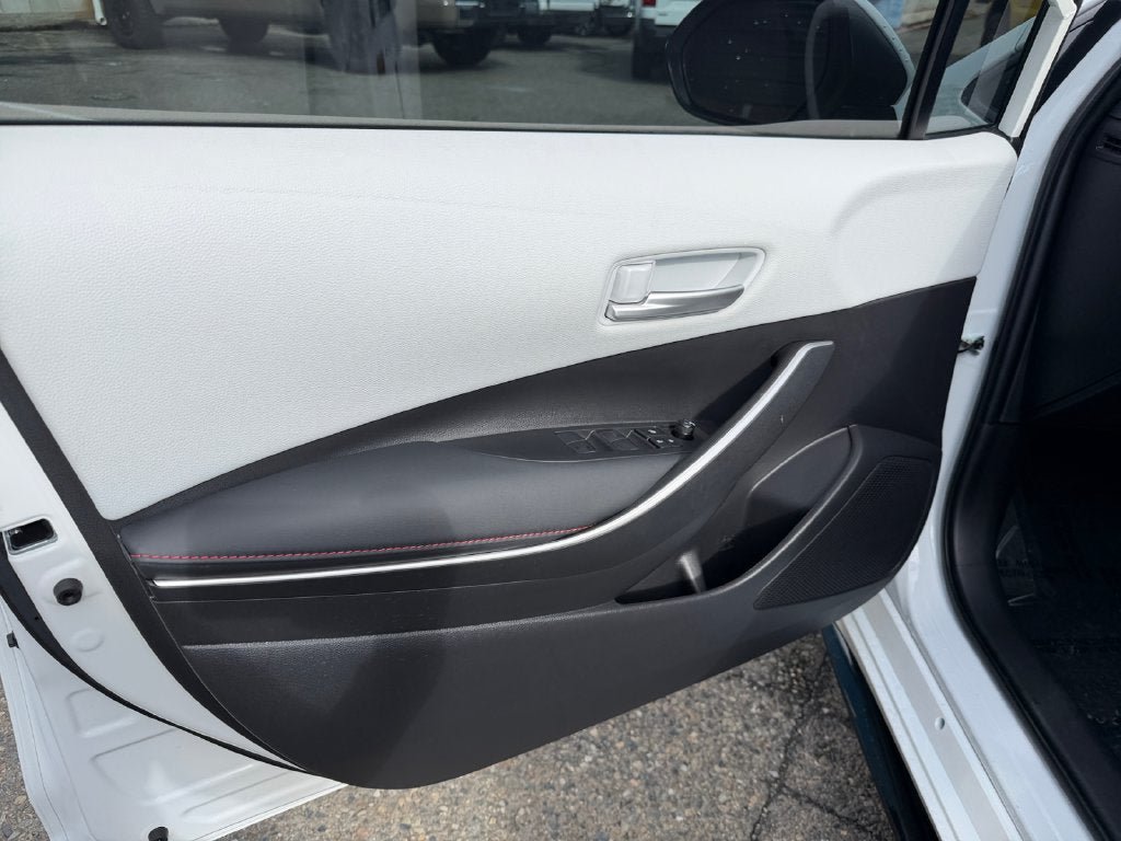 Used 2025 Toyota Corolla SE w/ Carpet Mat Package (TMS) FWD image 20