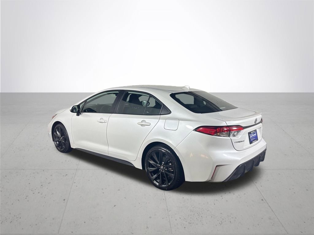 Used 2024 Toyota Corolla SE image 8