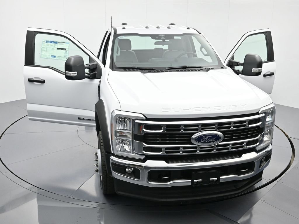 New 2026 Ford F550 4x4 Regular Cab Super Duty image 43