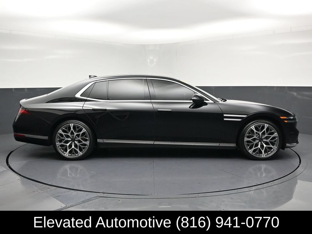 Used 2024 Genesis G90 3.5T AWD/4WD image 29
