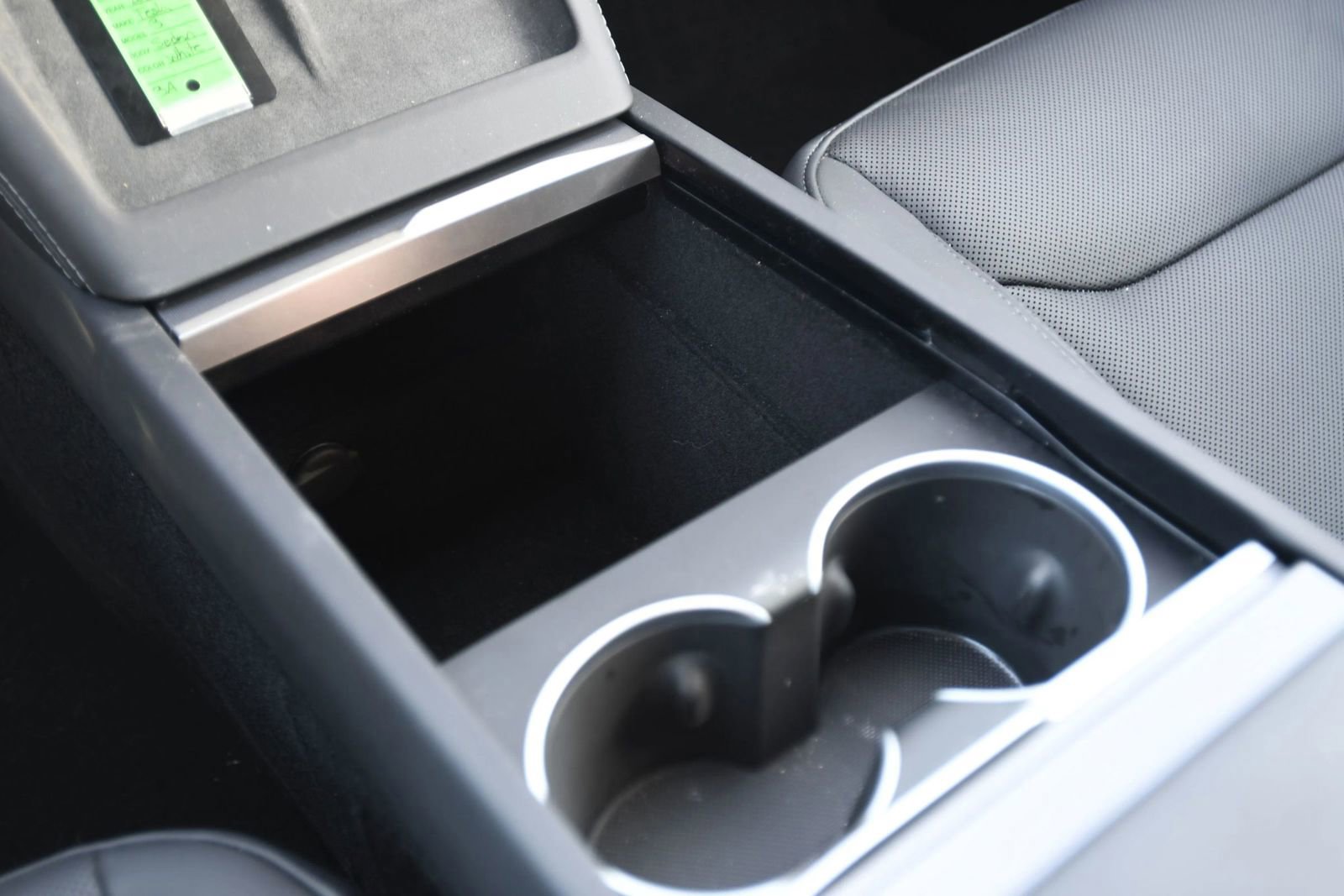 Used 2024 Tesla Model 3 Standard Range image 25