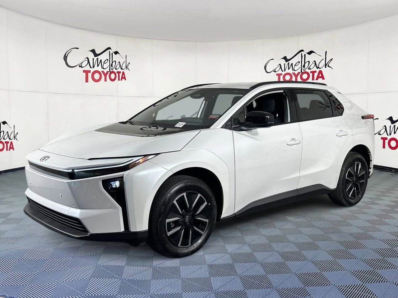 Used 2026 Toyota bZ FWD image 2