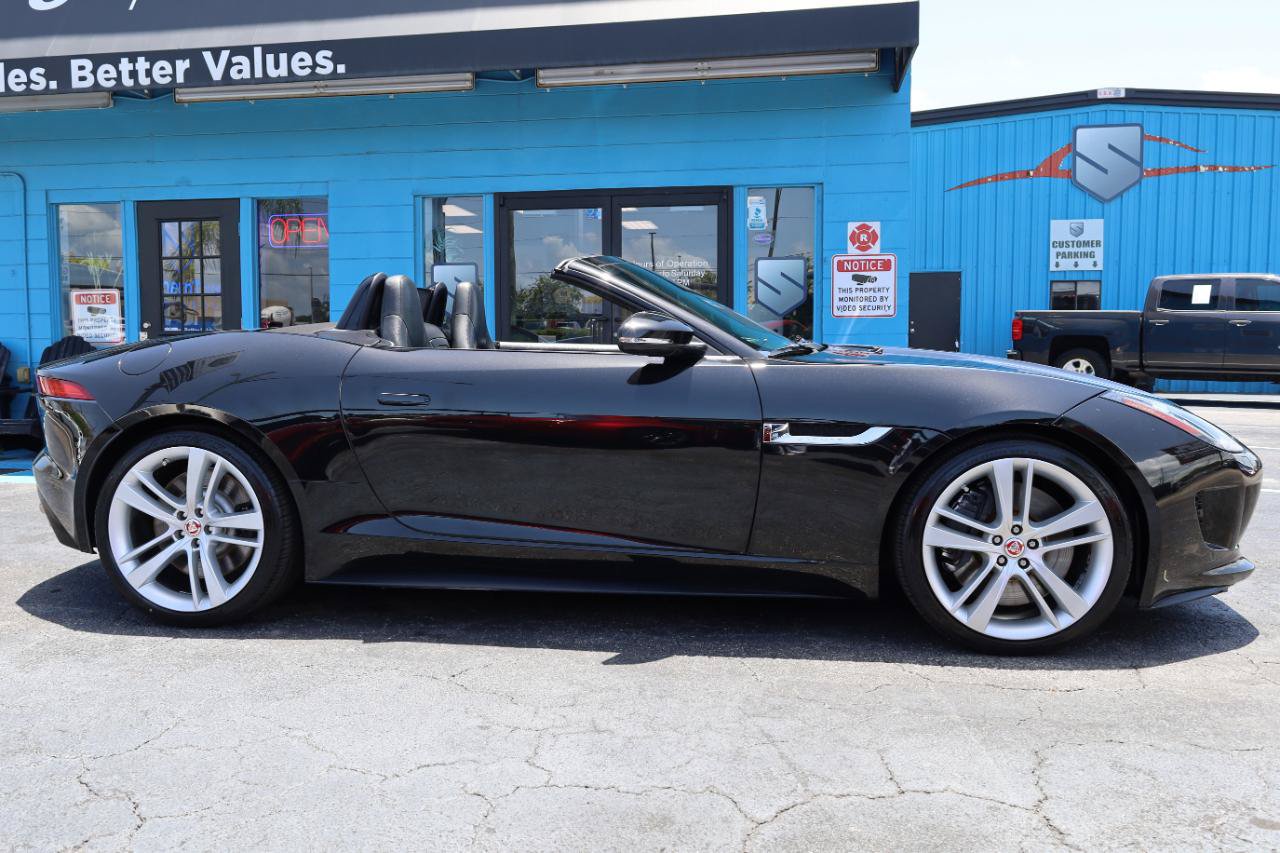 Used 2015 Jaguar F-TYPE S RWD image 8
