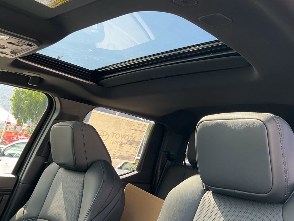 New 2025 Toyota Tacoma TRD Sport w/ TRD Sport Premium Package image 19