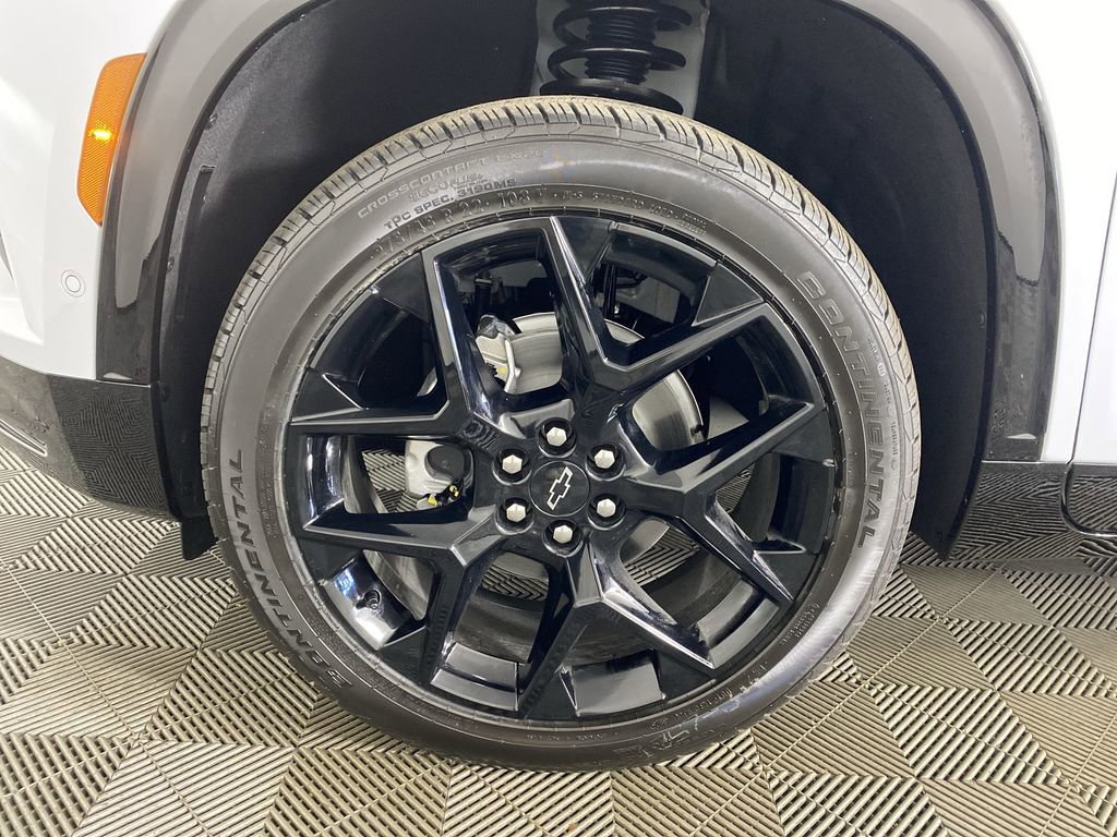 New 2026 Chevrolet Traverse RS w/ LPO, Floor Liner Package image 33