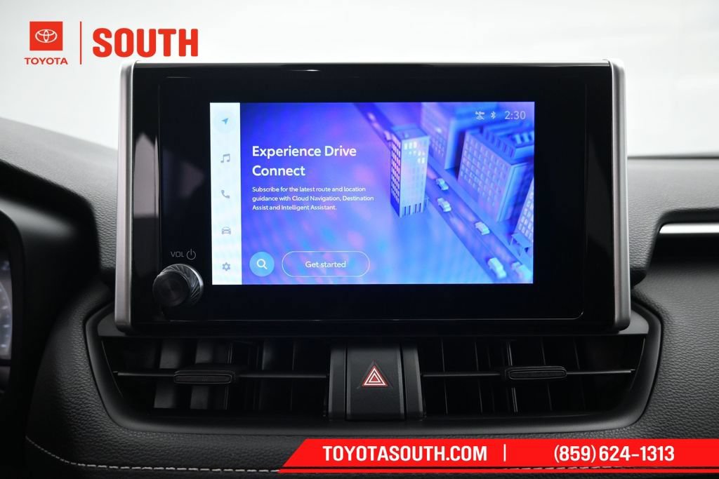 Used 2025 Toyota RAV4 XLE AWD/4WD image 13