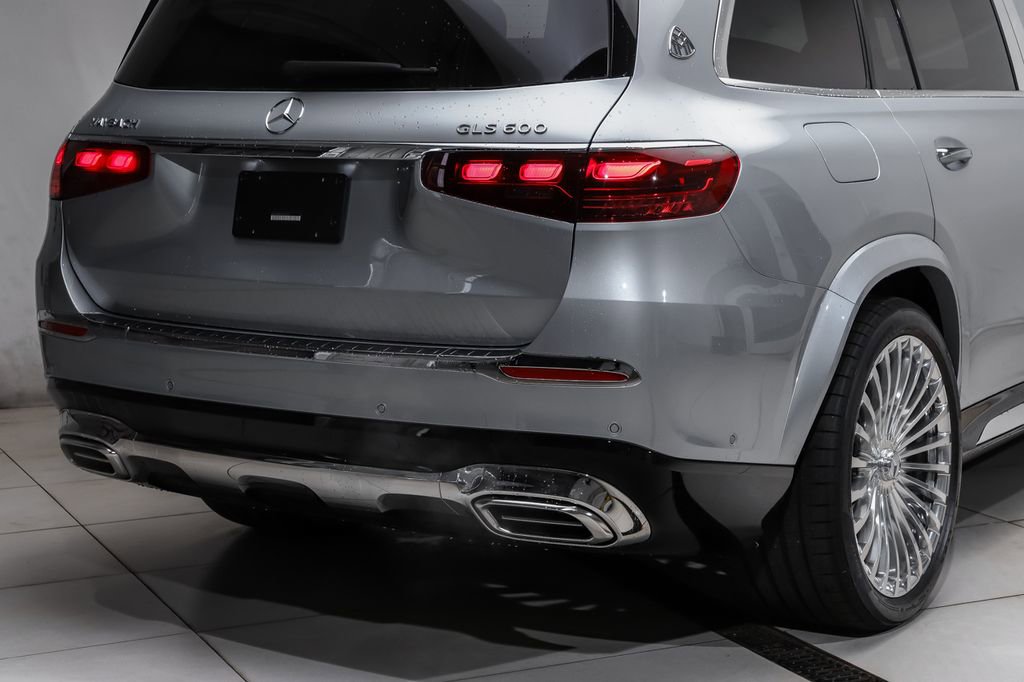New 2026 Mercedes-Benz Maybach GLS 600 4MATIC image 4