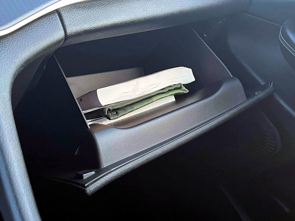 Certified 2023 Jeep Grand Cherokee L Laredo image 28