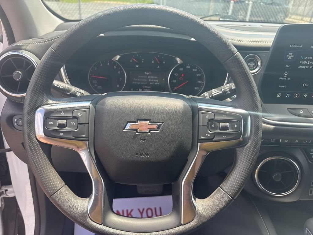 Used 2025 Chevrolet Blazer LT FWD image 17