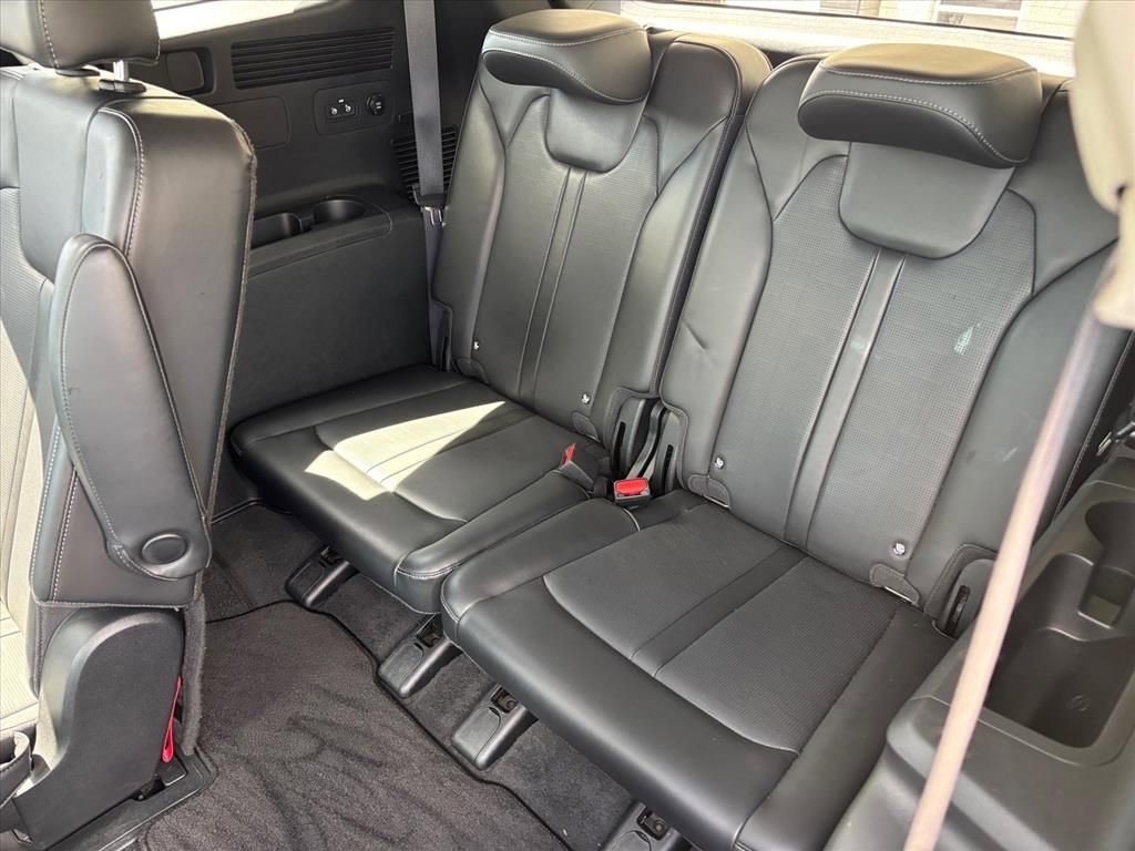 Used 2024 Kia Sorento SX image 12