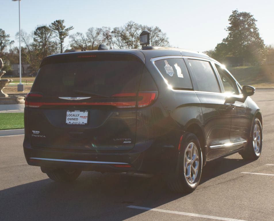 Used 2022 Chrysler Pacifica Limited image 22