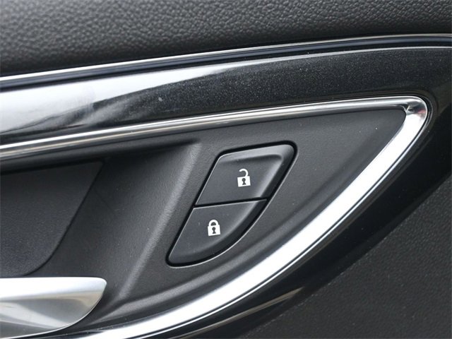 Used 2025 Buick Envision Preferred image 20