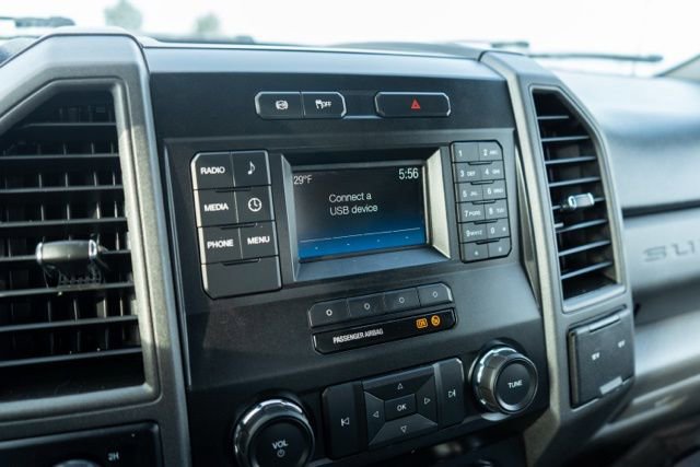 Used 2019 Ford F550 4x4 Regular Cab Super Duty image 19