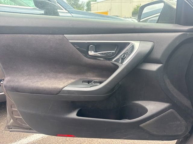 Used 2013 Nissan Altima 2.5 S FWD image 20