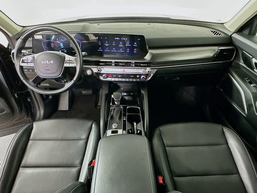 Used 2025 Kia Telluride LX FWD video 3
