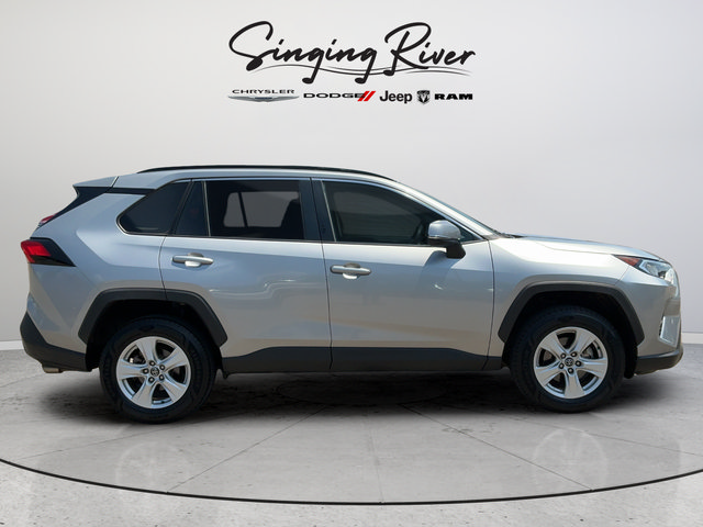 Used 2020 Toyota RAV4 XLE FWD image 8