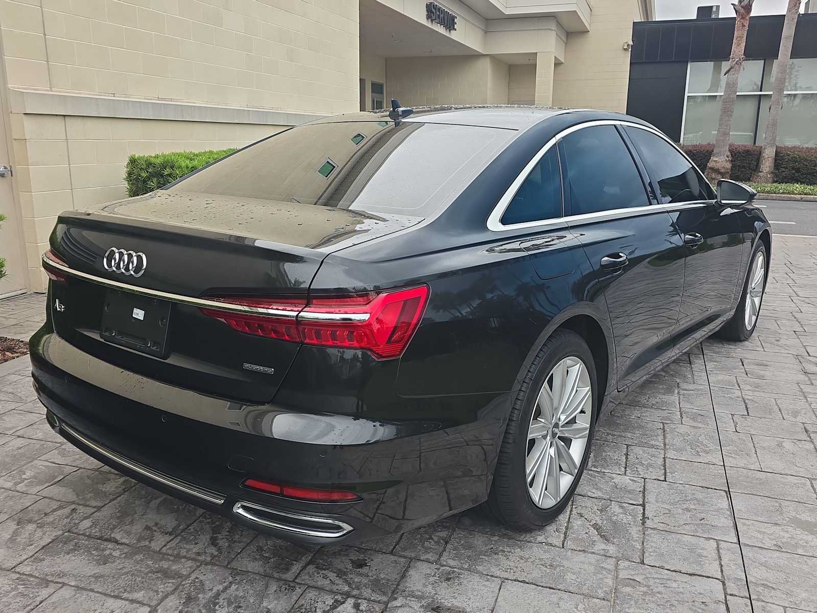 Used 2020 Audi A6 2.0T Premium Plus w/ Premium Plus Package AWD/4WD image 3