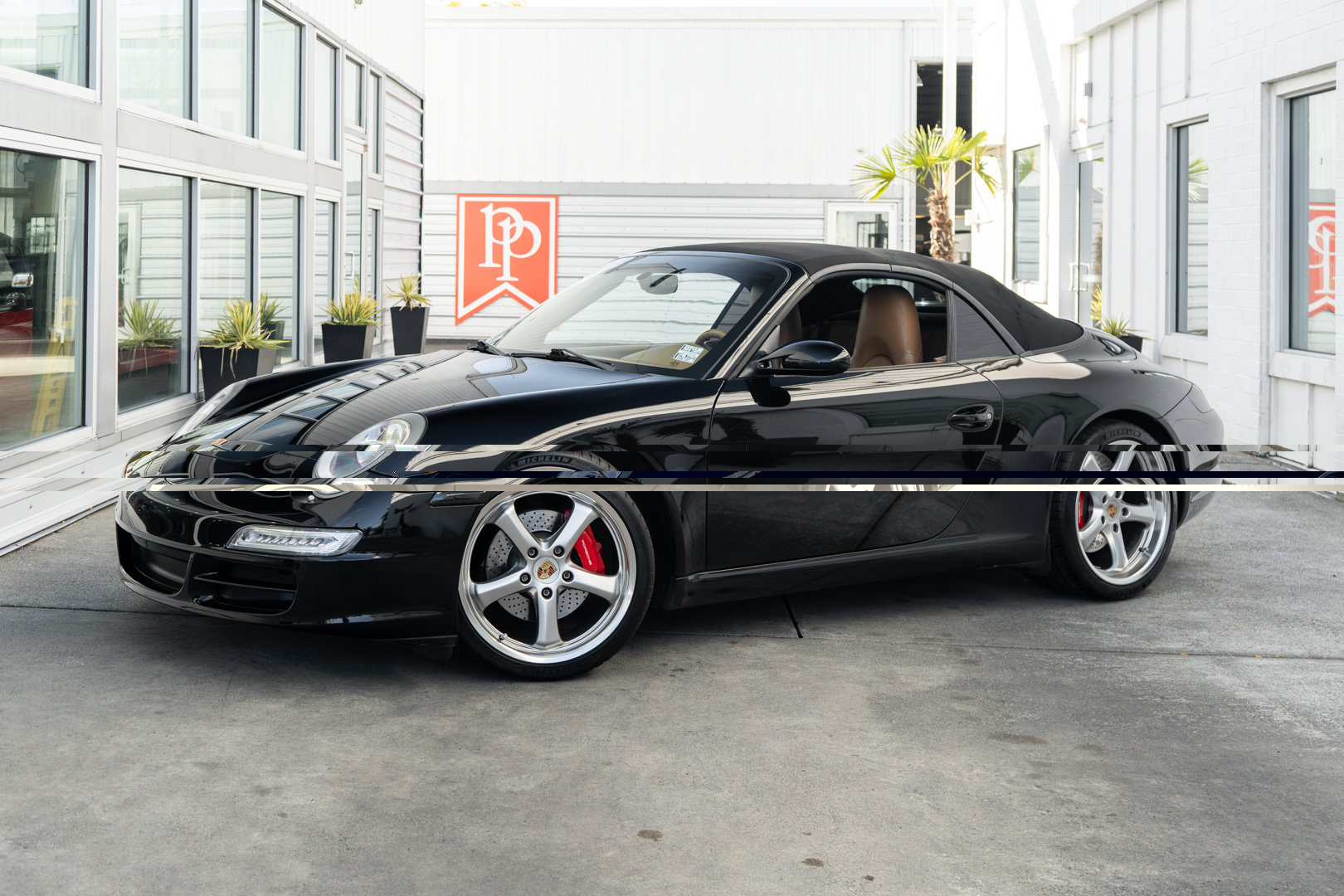 Used 2006 Porsche 911 Carrera S RWD image 9
