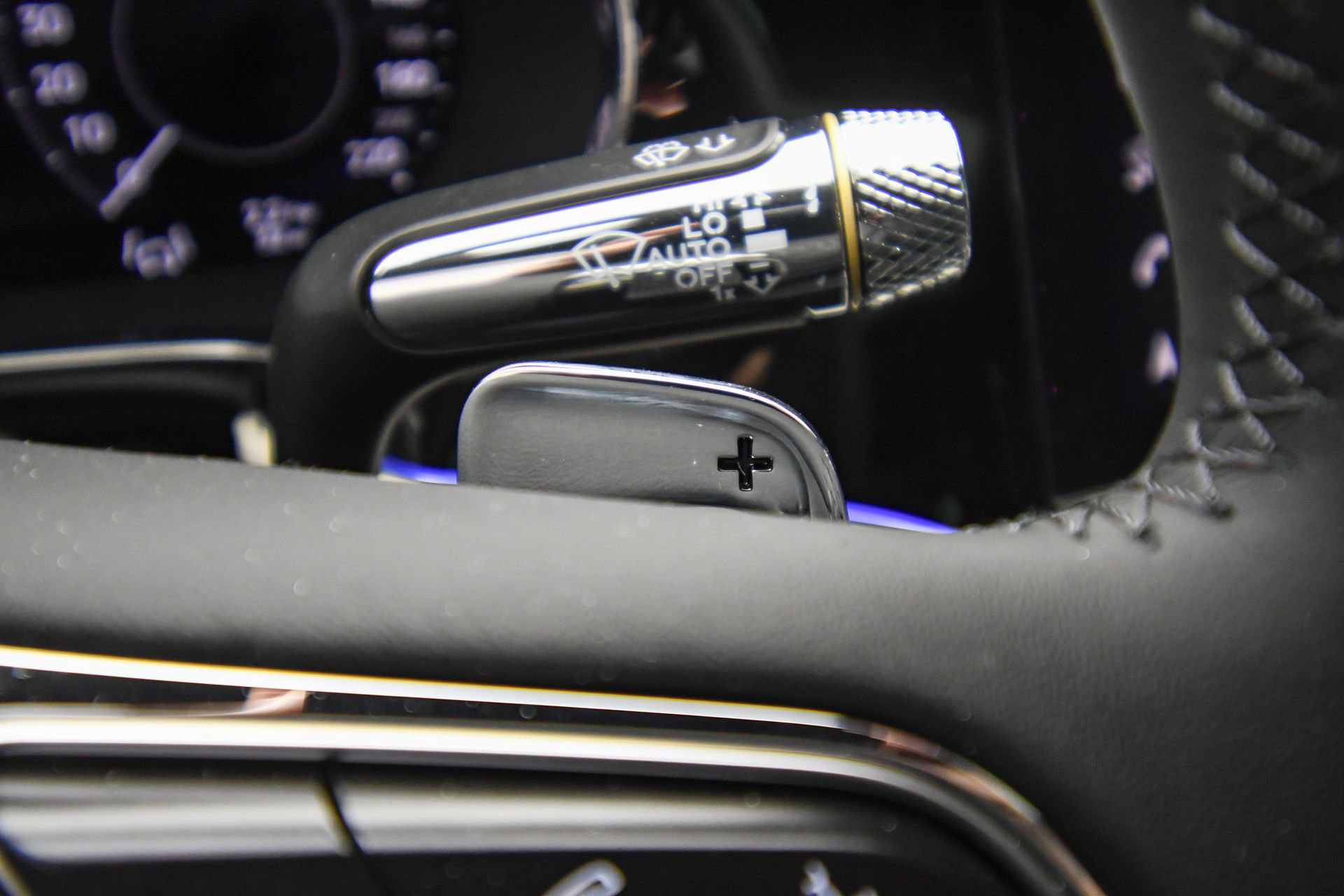 New 2025 Bentley Flying Spur Plug-In Hybrid image 35