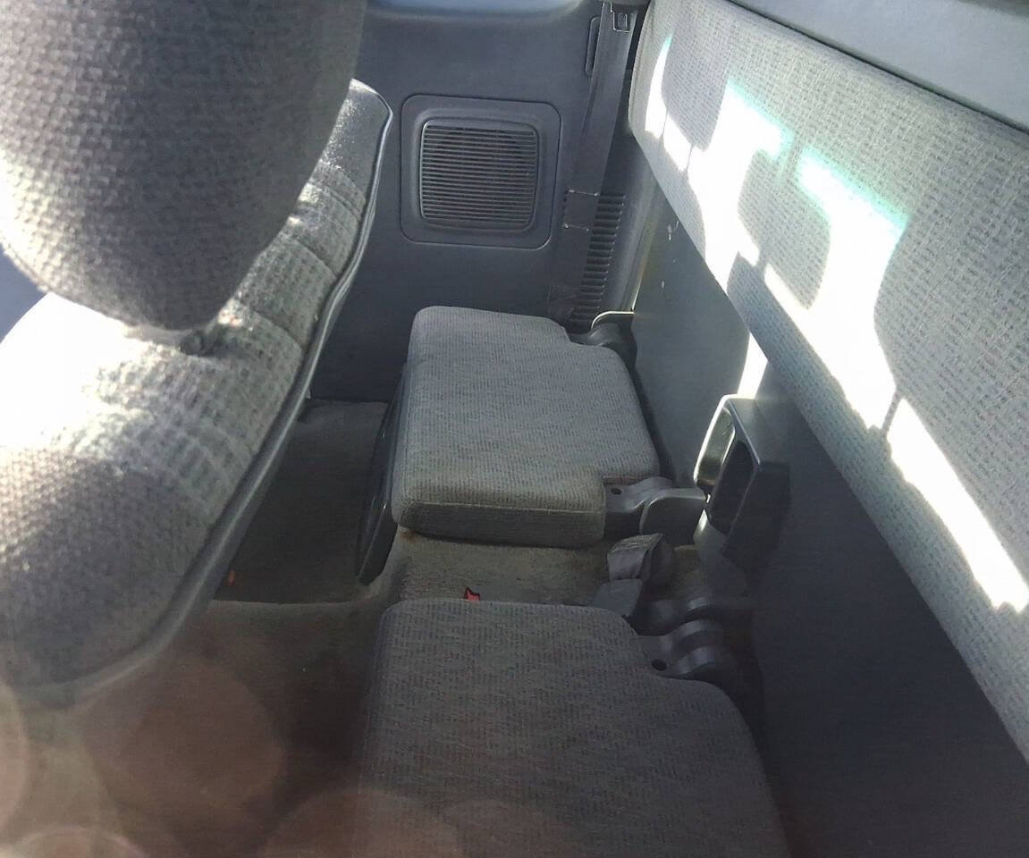 Used 1999 Toyota Tacoma 4x4 Xtracab image 8