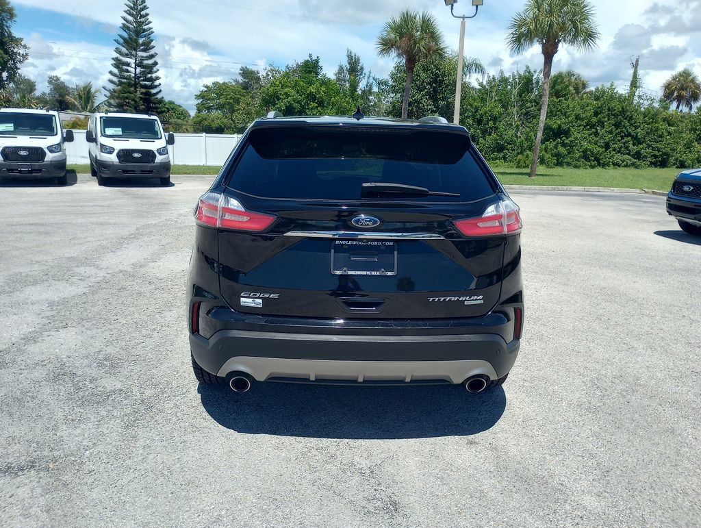 Used 2020 Ford Edge Titanium FWD image 6