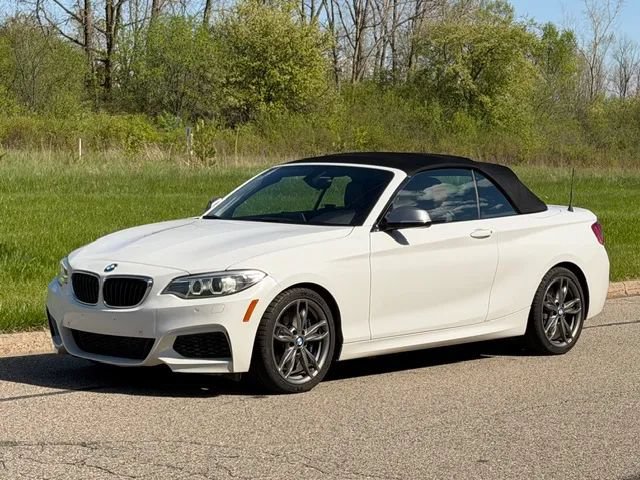 Used 2016 BMW M235i xDrive Convertible AWD/4WD image 8