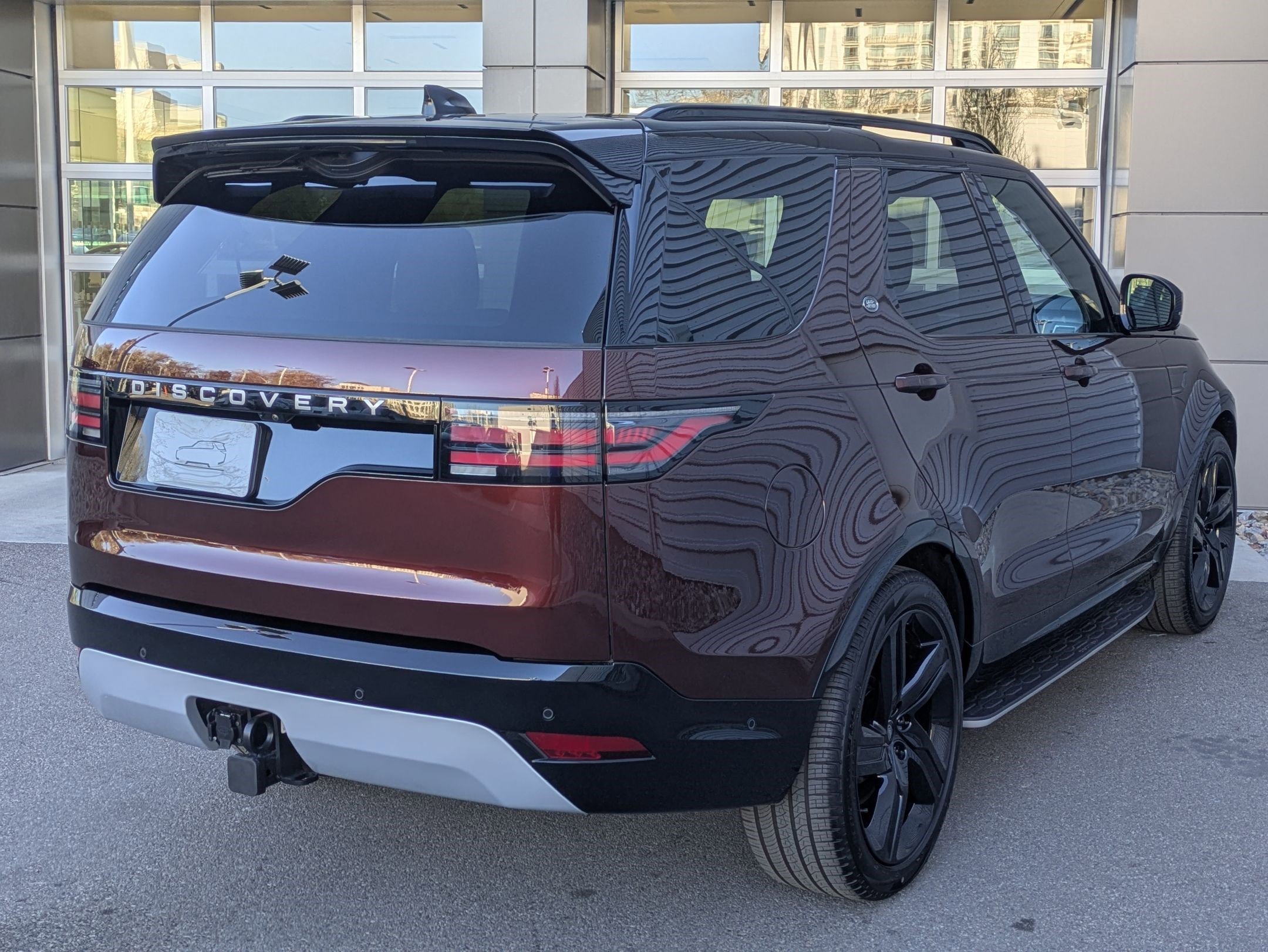 New 2026 Land Rover Discovery Limited Edition image 5