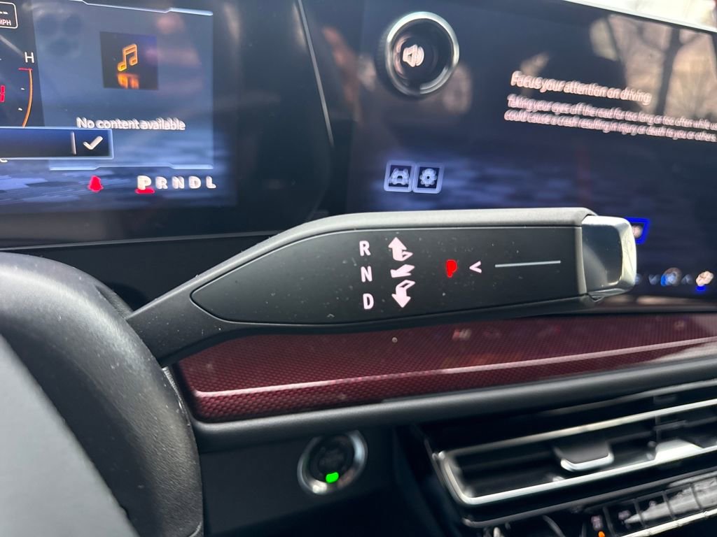 Used 2026 Chevrolet Traverse RS image 21