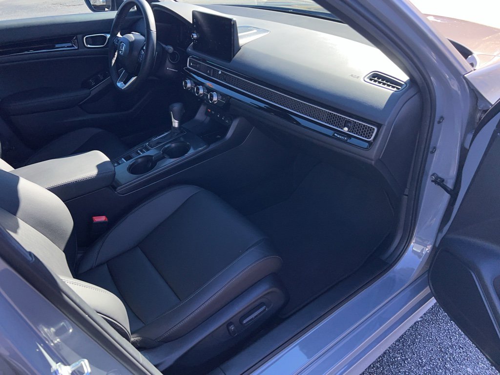 Certified 2025 Honda Civic Sport Touring image 30