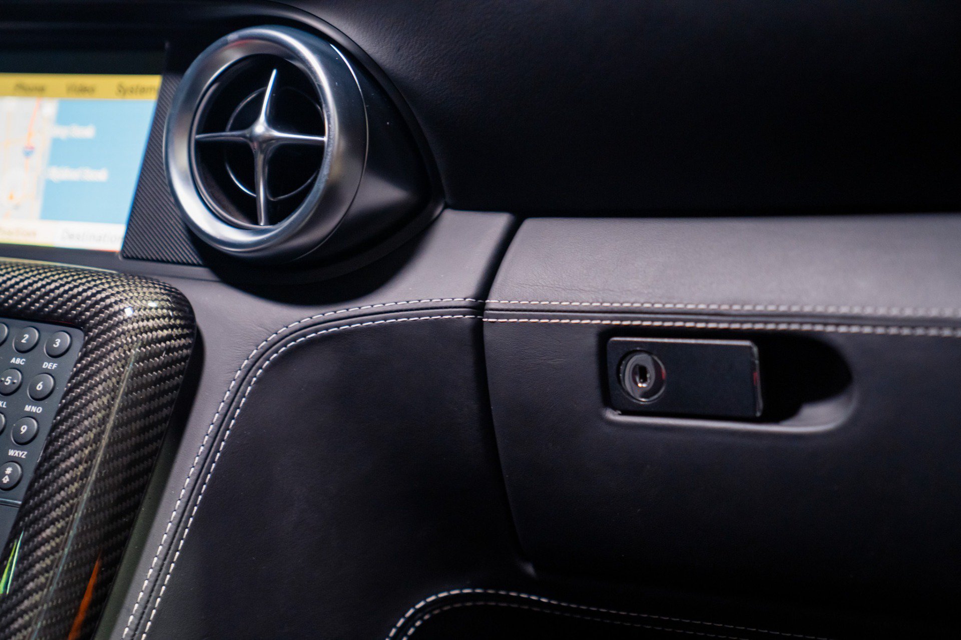 Used 2012 Mercedes-Benz SLS AMG Coupe image 35