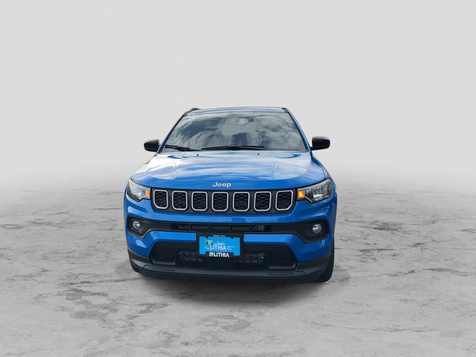 New 2026 Jeep Compass Latitude image 3