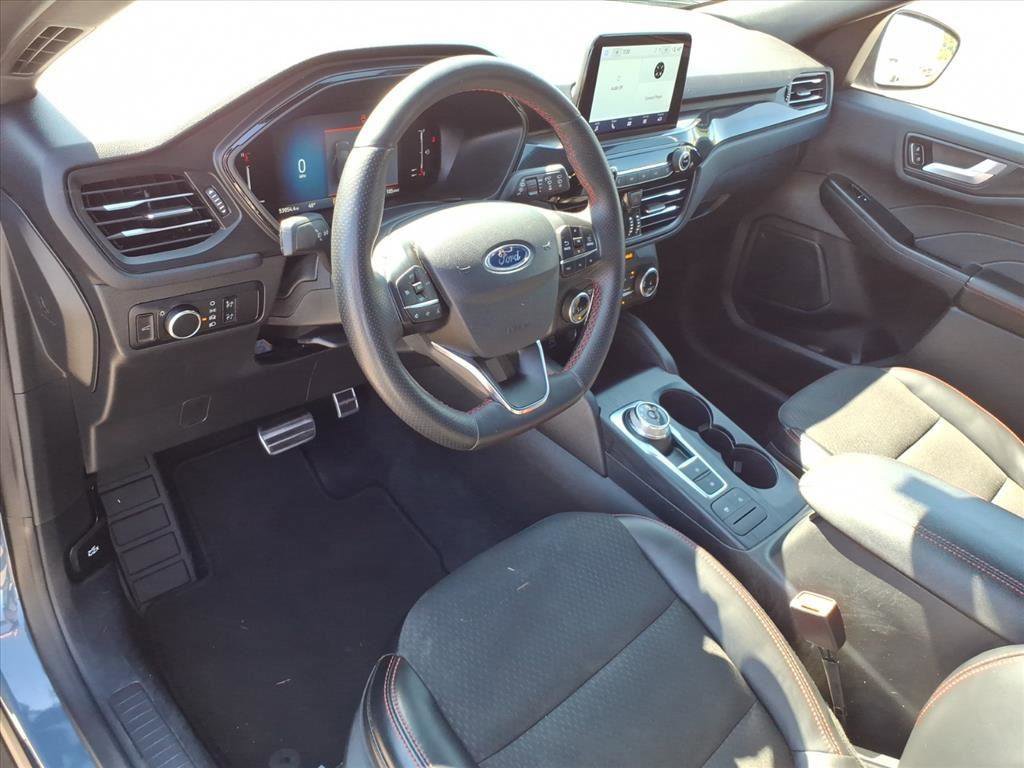 Used 2024 Ford Escape ST-Line image 12