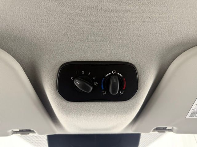 Used 2015 Ford Transit 350 XL RWD image 37