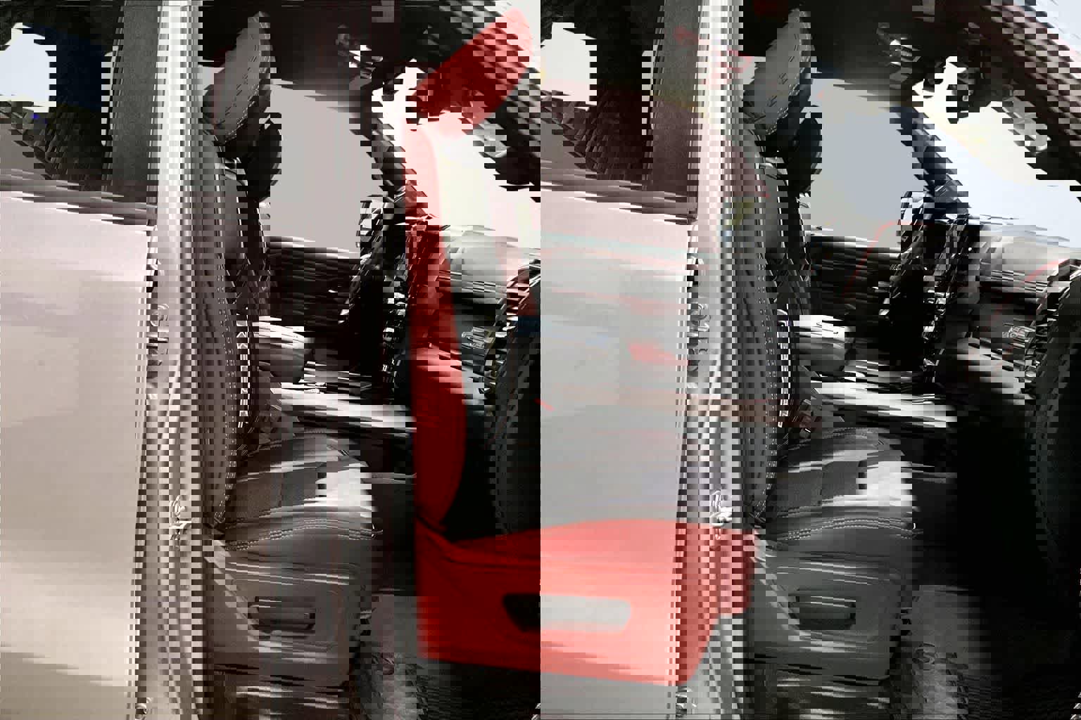 Used 2025 RAM 1500 Rebel image 14