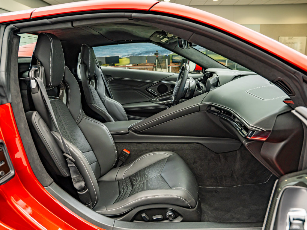 Used 2025 Chevrolet Corvette Z06 w/ Stealth Interior Trim Package RWD image 48